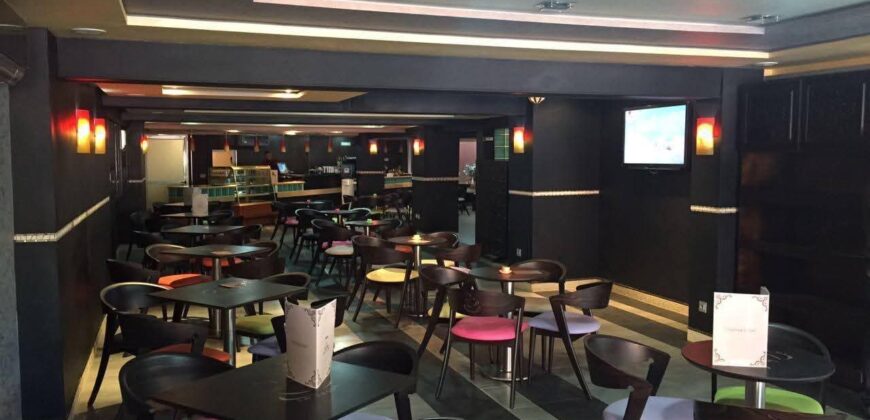 Actif immobilier à forte rentabilité – Hôtel & commerce à Marrakech Guéliz