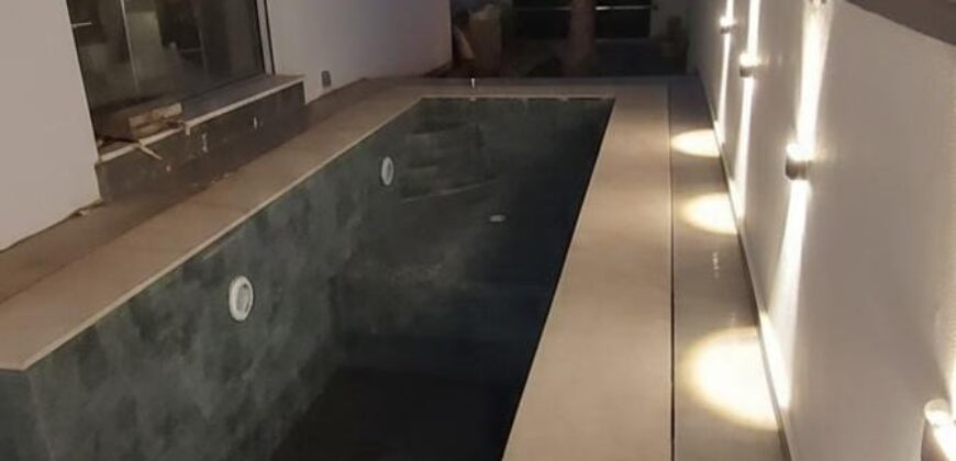 Villa neuve avec piscine à vendre – Ain Atig